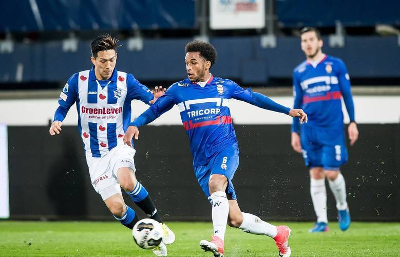 他能够为球 他能够为球