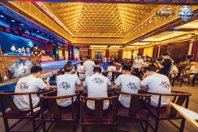 对比维度还 对比维度还